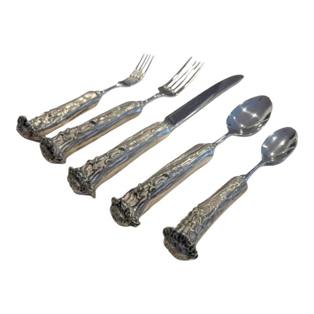 Cast Pewter Antler Flatware Service for Six, Western Frontier by Vagabond House - 30 pcs For Sale