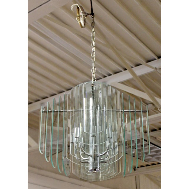 Lumfardo Luminaires 1980s Tiered Glass & Chrome Chandelier by Forecast Lighting Co. For Sale - Image 4 of 9