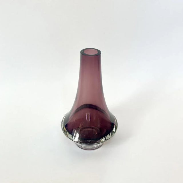 Mid-Century Modern Scandinavian Glass Vase by Erkkitapio Siiroinen for Riihimaki, 1970s For Sale - Image 3 of 6