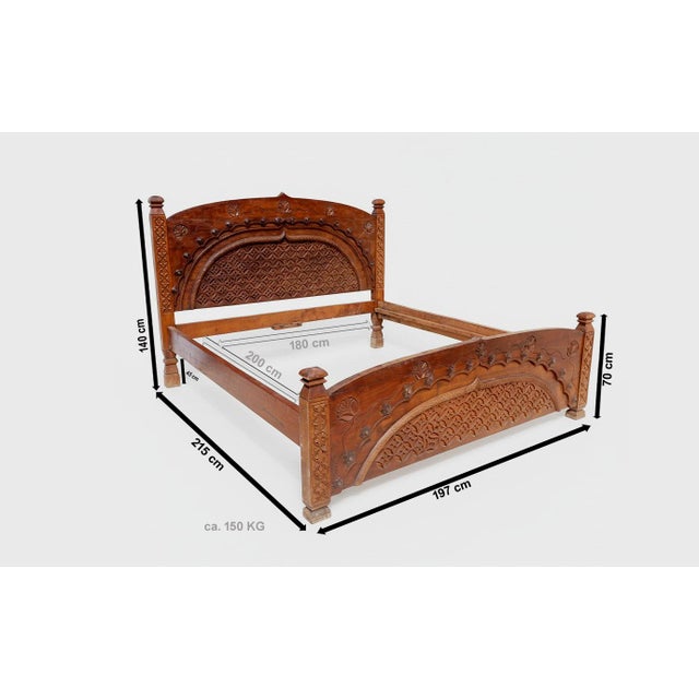 Antique orient solid wood bed canopy bed double bed from Swat-Tal Pakistan Very nice and unique antique oriental double...