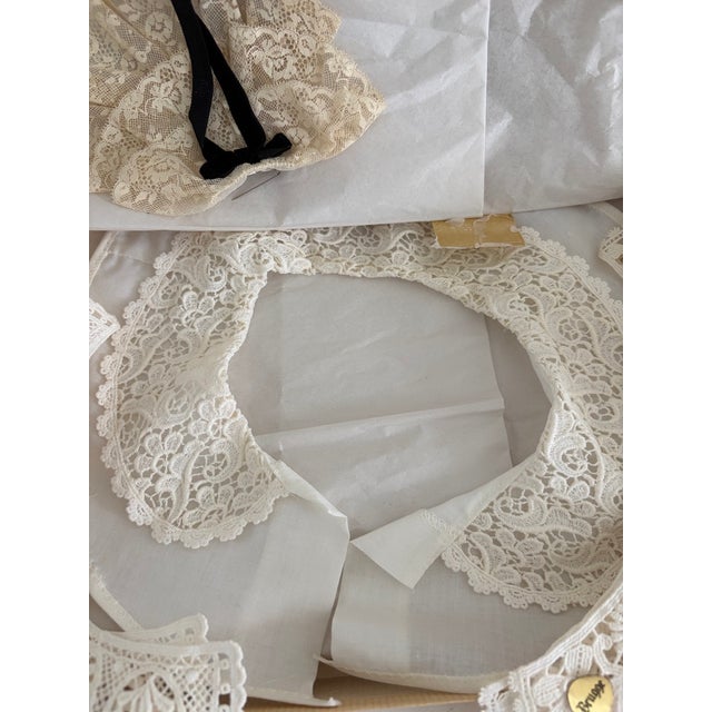 1960s Vintage Handmade Brugge Belgian Lace Collar Collection With Lace Cravat in Original Neiman Marcus Box – Set of 5 For Sale - Image 5 of 17