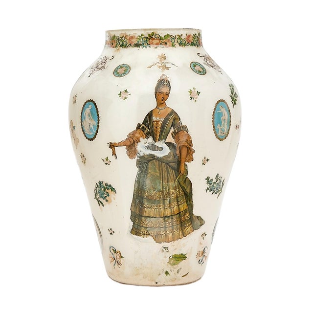Victorian Early 19th Century Victorian Decalomania Decorative Vase, London For Sale - Image 3 of 11