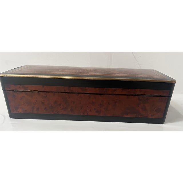 Wood Napoleon III Glove Box in Thuya Burl, 1800s For Sale - Image 7 of 13