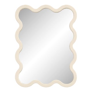 Modern Rectangular Wall Mirror for Contemporary Bedrooms - Hvyli 10 For Sale