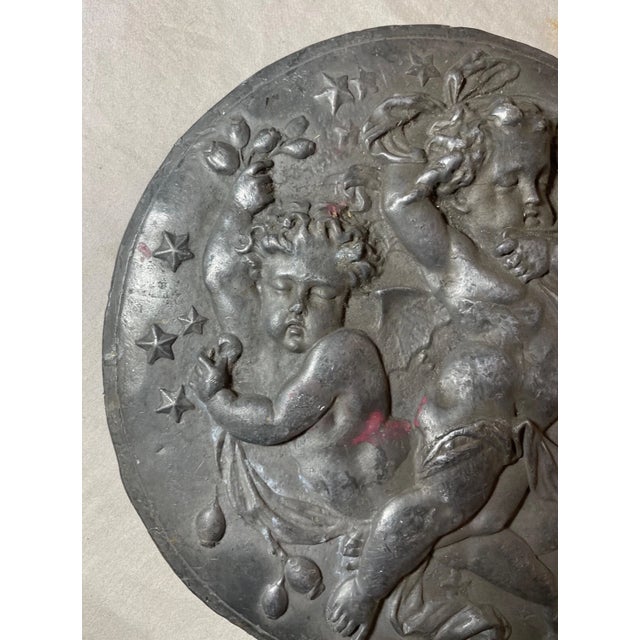 Art Nouveau Antique 19th Century Heavy Lead Cherub Putty Figural Circular Relief Plaque Art For Sale - Image 3 of 8