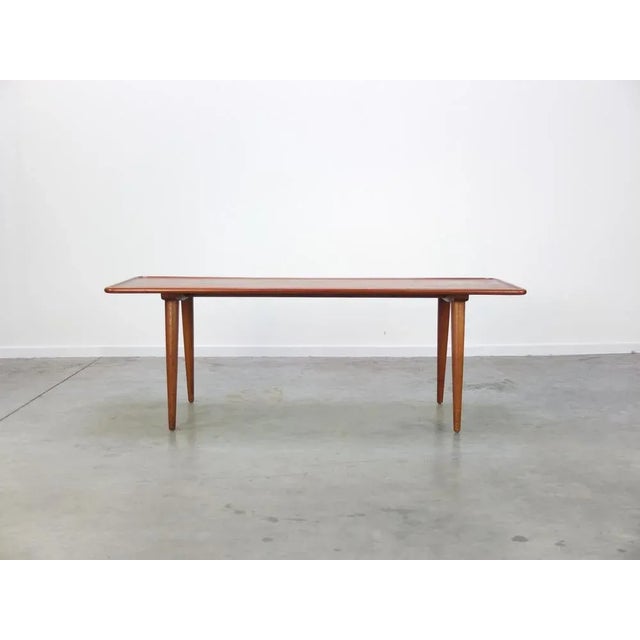 1950s Large Teak & Oak AT-11 Coffee Table by Hans J. Wegner for Andreas Tuck, 1950s For Sale - Image 5 of 14
