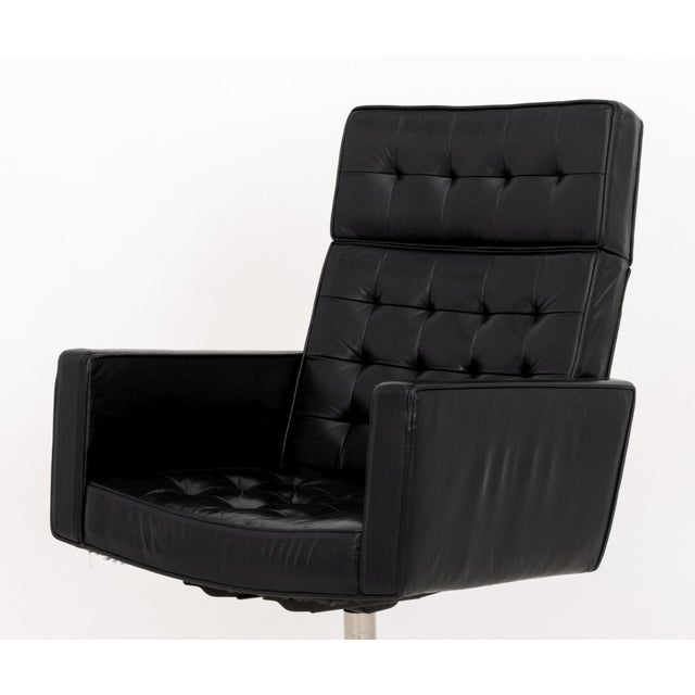 Late 20th Century Vincent Cafiero for Knoll Executive Arm Chair For Sale - Image 5 of 9