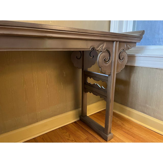 Late 20th Century Jade Green Ming Style Chinese Altar Sofa Table Console For Sale - Image 4 of 6