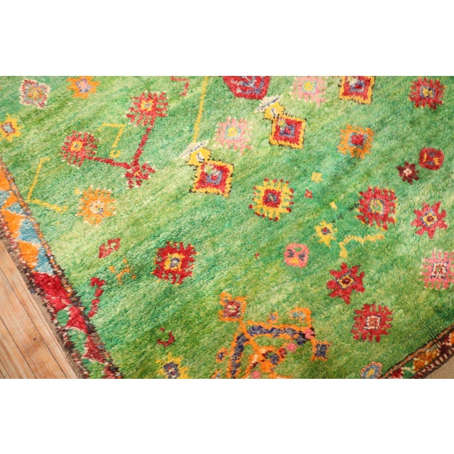 Zabihi Collection Vintage Bohemian Green Turkish Tulu Rug - 5'4" x 9'5" For Sale In New York - Image 6 of 9