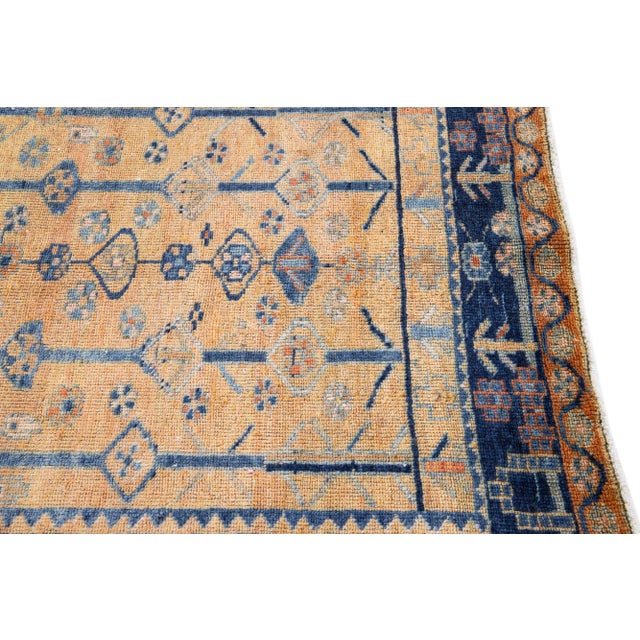 1960s Vintage Bidjar Brown Handmade Floral Wool Rug For Sale In New York - Image 6 of 8