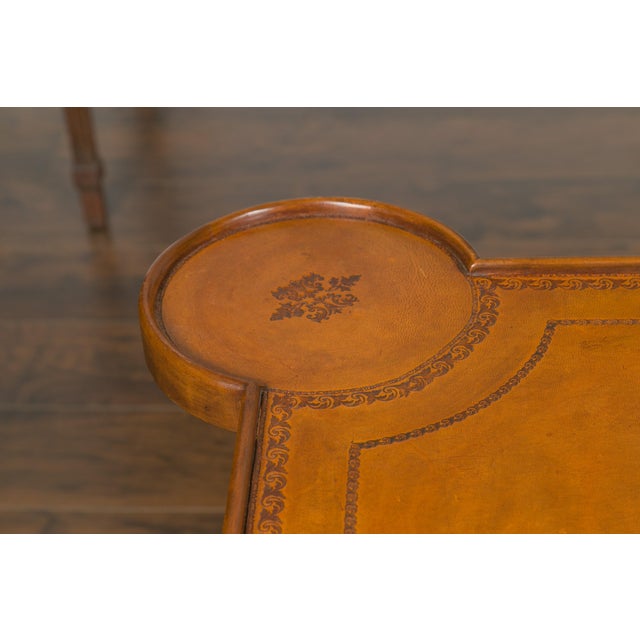 French 1860s Napoleon III Walnut Game Table with Four Drawers and Cabriole Legs For Sale - Image 10 of 12