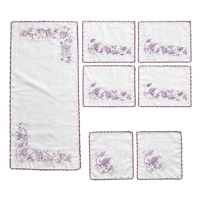 Hand-Embroidered Linen Tablecloths, 1940s, Set of 7 For Sale