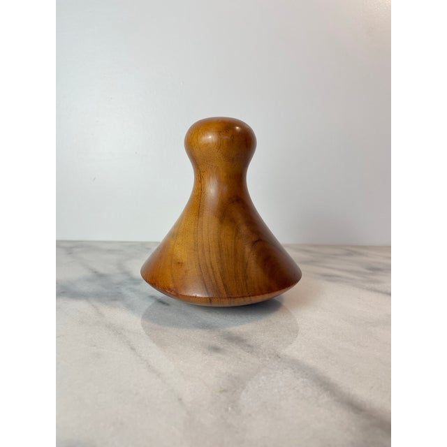 Authentic vintage Hawaiian poi pounder handcrafted by the Brantley Center in Honokaa, Hawaii. Expertly turned from richly...