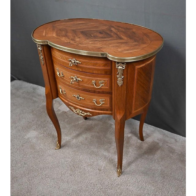 Small Transitional Mahogany Dressing Table, 1940 For Sale - Image 4 of 18
