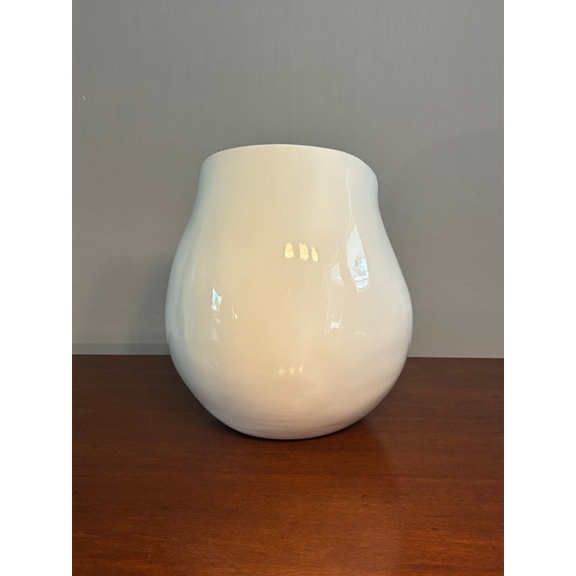 1970s Vintage Italian White Glazed Porcelain Nautilus Shell For Sale In Miami - Image 6 of 8