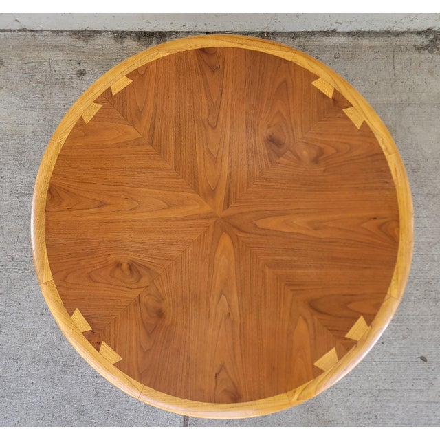 Andre Bus Lane Acclaim Round Coffee Table With Dovetail Detail For Sale - Image 4 of 11