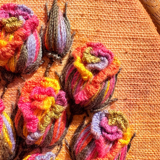 2020s 3d Rose Stumpwork Embroidery Art, Framed Botanical Sculpture, Handmade Floral Wall Decor For Sale - Image 5 of 14