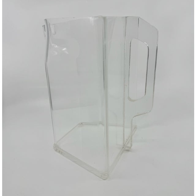 Transparent 1960s Mid Century Hj Stotter Style Lucite/Acrylic Pitcher For Sale - Image 8 of 11
