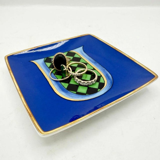 Versace Versace Rosenthal Letter "U" Trinket Dish Holiday Alphabet 2019 in Blue & Gold For Sale - Image 4 of 8