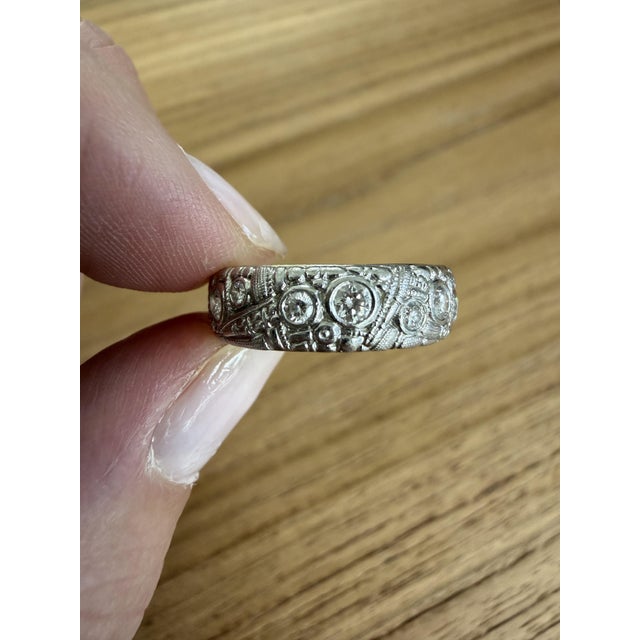 Contemporary Alex Sepkus, Platinum and Diamond Band Ring, Size 5.75 For Sale - Image 3 of 5