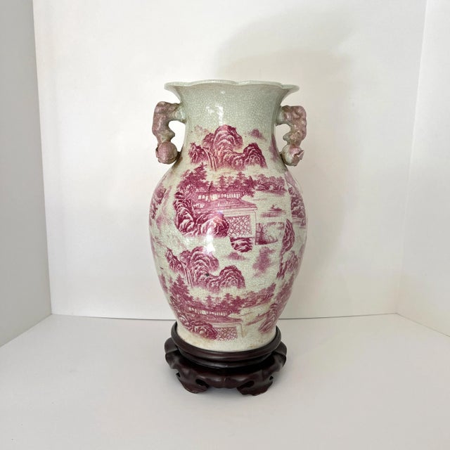 20th Century Raspberry Red Chinoiserie Vase With Pomegranate Handles on Wood Stand For Sale - Image 10 of 10