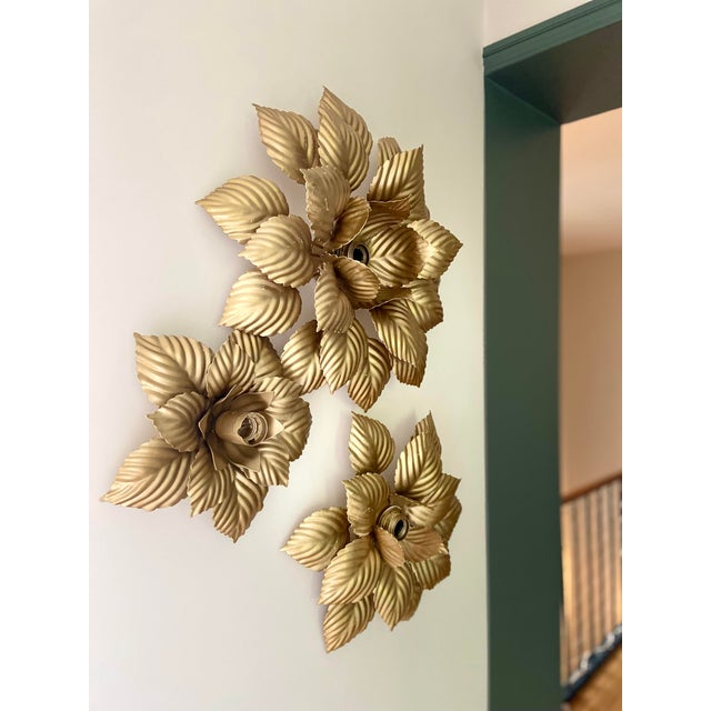 Wall Lights in Gilt Metal from Masca, Italy, 1970s, Set of 3 For Sale - Image 4 of 9
