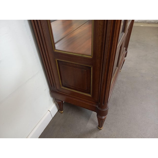 Louis XVI Mahogany Showcase, 1950s For Sale - Image 9 of 18