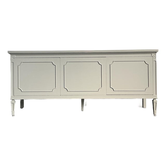 Vintage Regency Notched Millwork Marble Top Credenza For Sale