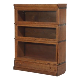 Antique Globe Wernicke Arts & Crafts Oak 3-Stack Barrister Bookcase C1920 For Sale