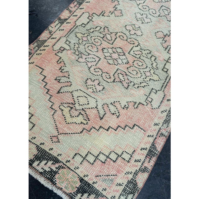 Pink Turkish Vintage Rug 2'7" x 9'7" #19814 For Sale - Image 8 of 8