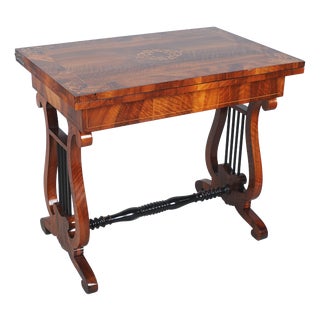 Biedermeier Extendable Walnut Veneer Table with Inlay, Austria, 1820s For Sale