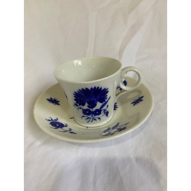 Ceramic 19th Century Blue and White Worcester Fine Porcelain Cup and Saucer Set- 2 Pieces For Sale - Image 7 of 7