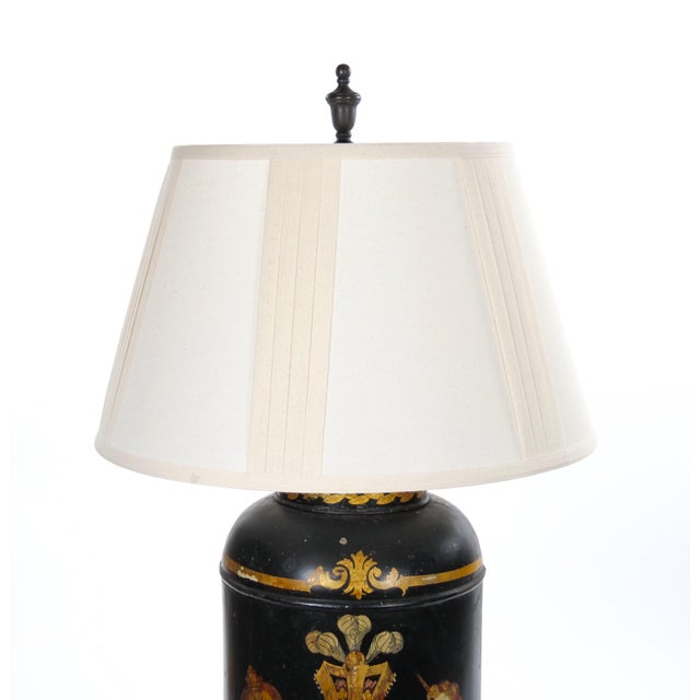 Pair of English Late 19th-Century Black Painted Tole Canister Table Lamps For Sale - Image 4 of 14