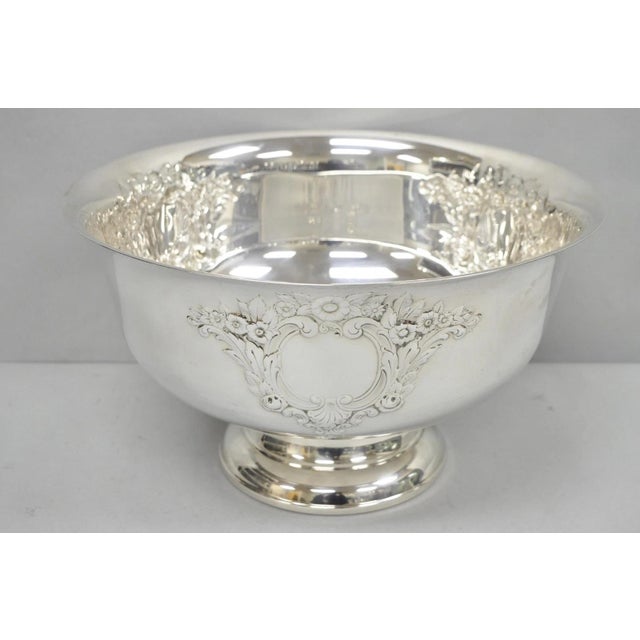 Mid 20th Century Victorian Floral Repousse Silver Plated Punch Bowl Champagne Chiller Ice Bucket For Sale - Image 14 of 14