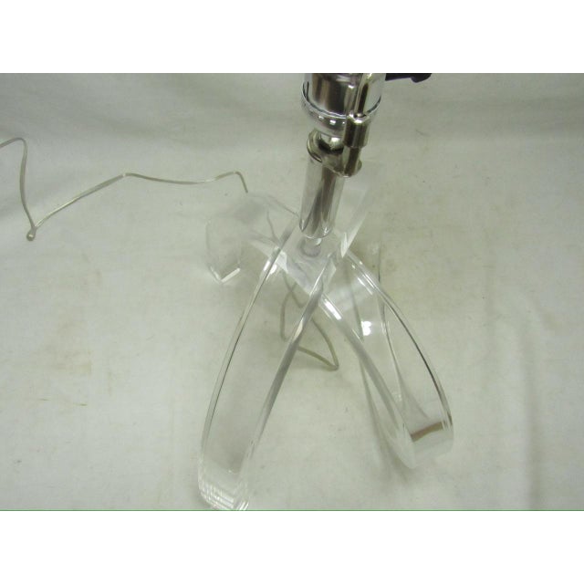 Mid-Century Lucite Pretzel Lamp by Dorothy Thorpe For Sale - Image 13 of 16