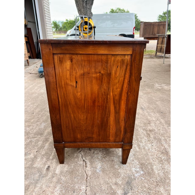 Wood French 19th Century Louis XVI Mahogany Commode / Chest of Drawers For Sale - Image 7 of 12