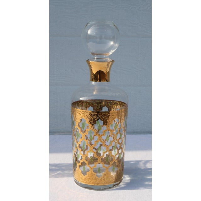 1960s 1960's Culver Valencia 22k Gold Green Diamond Decanter, Stopper and 6 Wine Glasses For Sale - Image 5 of 8