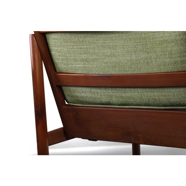 Wood Danish Mid Century Modern Lounge Chairs in Teak by Peter Hvidt for Soborg - a Pair For Sale - Image 7 of 8