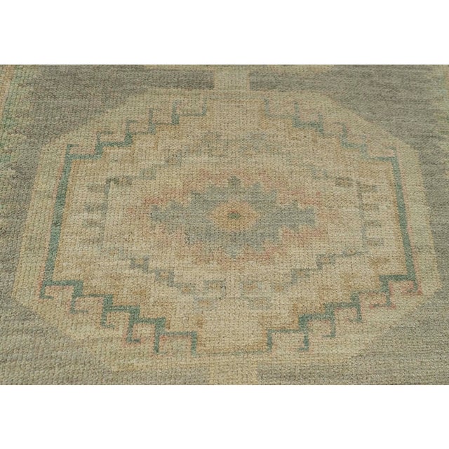 Turkish Oushak Rug 3'2" x 9'11" #20255 For Sale - Image 4 of 8