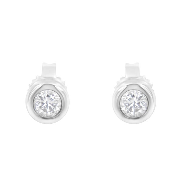 Contemporary 10K White Gold 1/4 Cttw Round Brilliant-Cut Near Colorless Diamond Bezel-Set Stud Earrings (H-I Color, I1-I2 Clarity) For Sale - Image 3 of 6