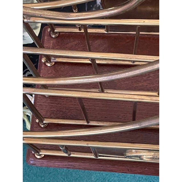 1900 - 1909 Edwardian Hall Bm Brass & Mahogany Revolving Newspaper/Magazine Rack – English Canterbury For Sale - Image 5 of 15