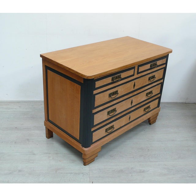 Art Dèco Chest of Drawers in Oak, Germany, 1920s For Sale - Image 4 of 7