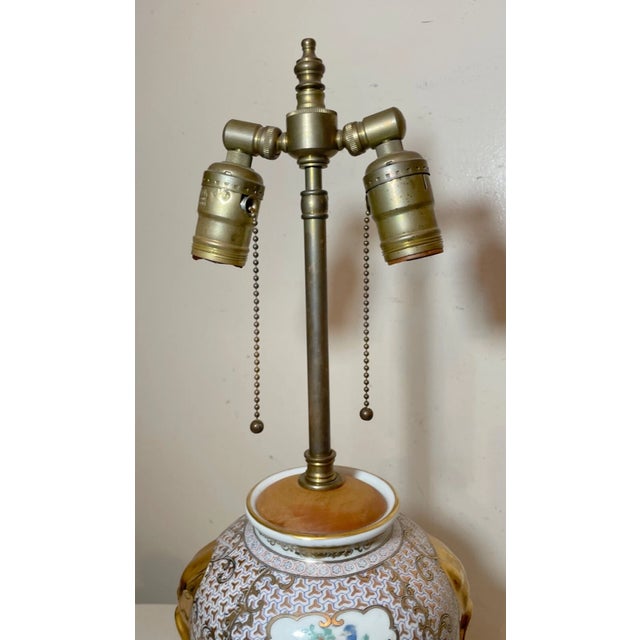 Brass Antique Hand Painted Ornate Figural Porcelain Chinese Brass Electric Vase Lamp For Sale - Image 8 of 14