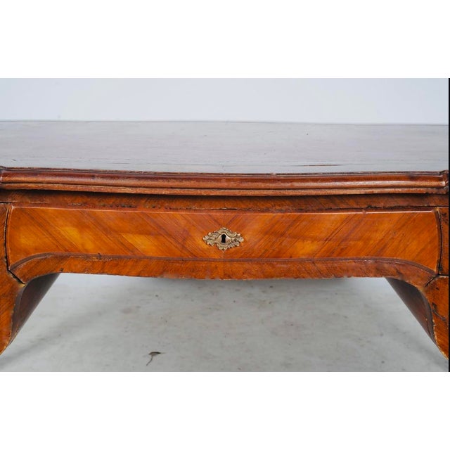 Wood 19th-Century French Louis XV Kingwood Bureau Plat With Leather Top and Bronze Mounts For Sale - Image 7 of 11
