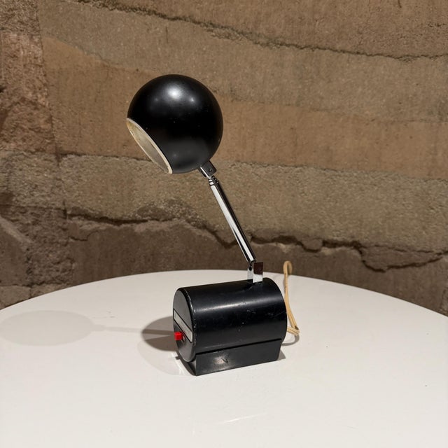 Lightolier Space Age Desk Lamp by Viscount Japan After Lightolier Lytegem For Sale - Image 4 of 13