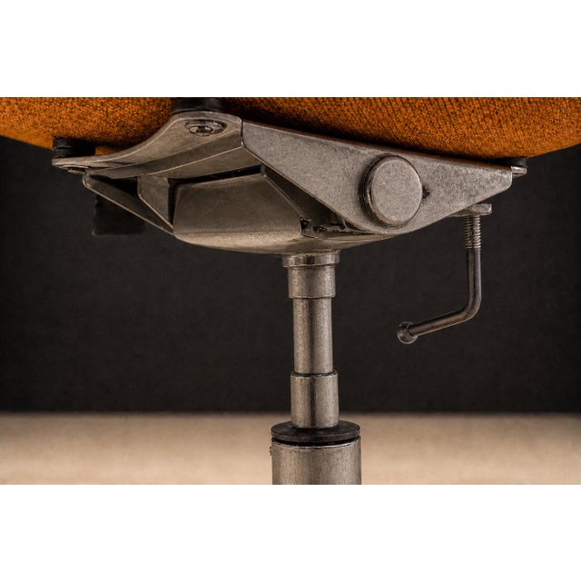 Jorge Zalszupin “Low Commander” Swivel Armchair by Jorge Zalszupin, Bronze Chenille & Aluminum, Brazil, 1973 – Lot 869 For Sale - Image 4 of 18