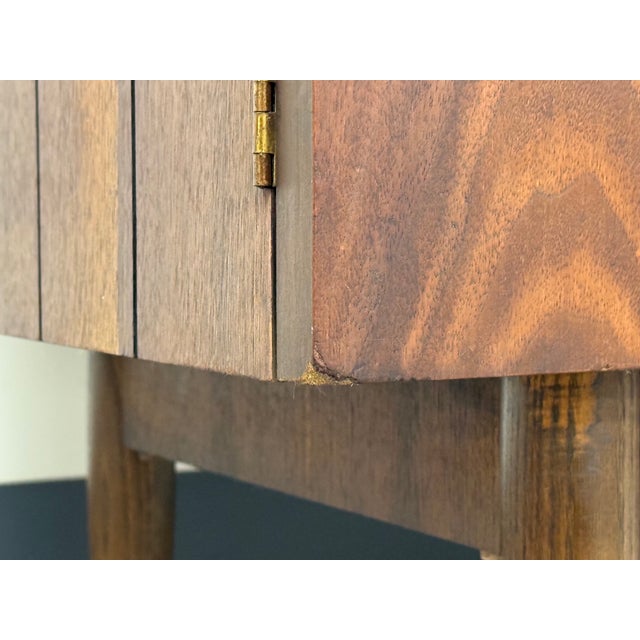 Brown Mid-Century Modern Credenza / Buffet ~ Great as Tv Stand For Sale - Image 8 of 9