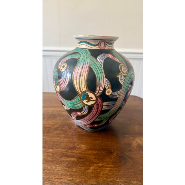 Macau Ribbon Vase For Sale - Image 9 of 12