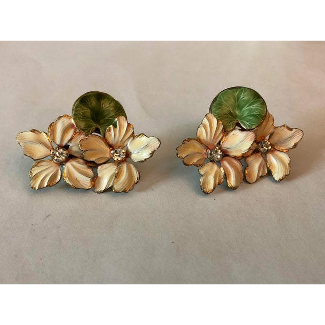 Vintage Floral Enamel and Rhinestone Clip on Earrings - 2 Pieces For Sale - Image 6 of 7