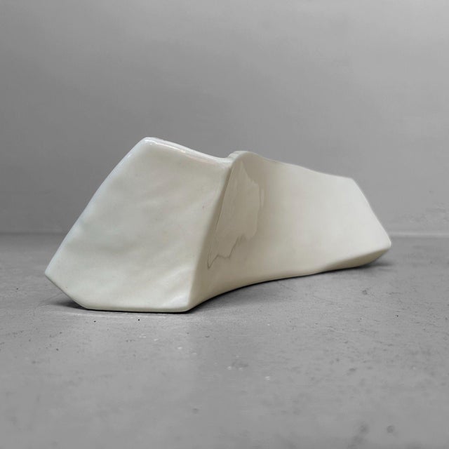 Japanese Minimalist Modernist Ceramic Ikebana Vase, 1980s For Sale - Image 10 of 18